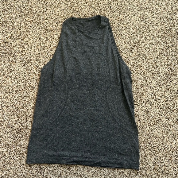 Lululemon Razorback Tank - Picture 1 of 2